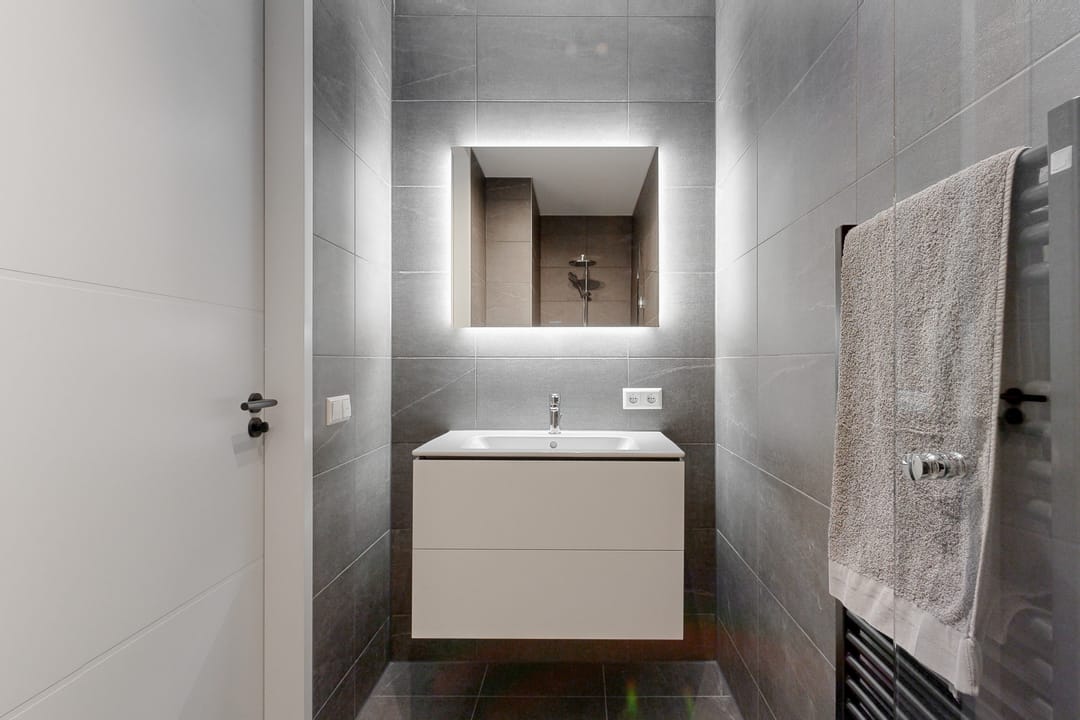 Photo 17 of Mies van der Rohestraat 35