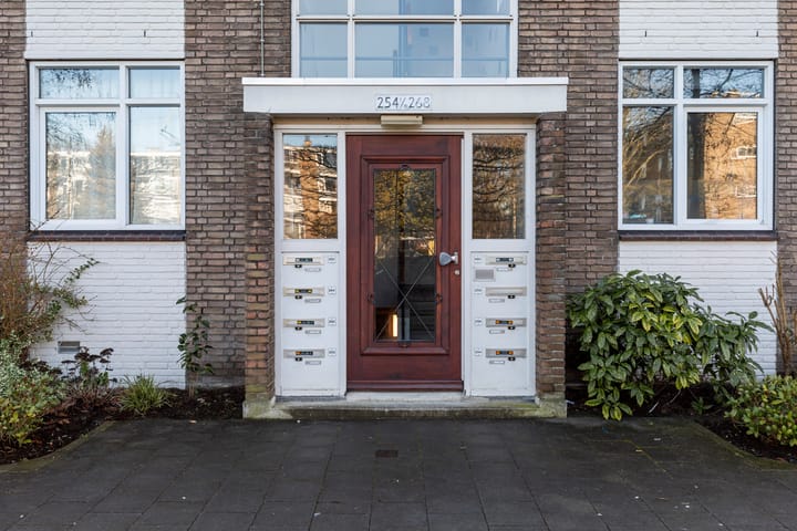 Foto 4 van Monseigneur van Steelaan 256