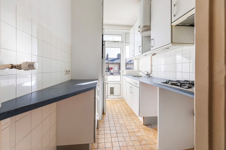 Foto 12 van Monseigneur van Steelaan 256