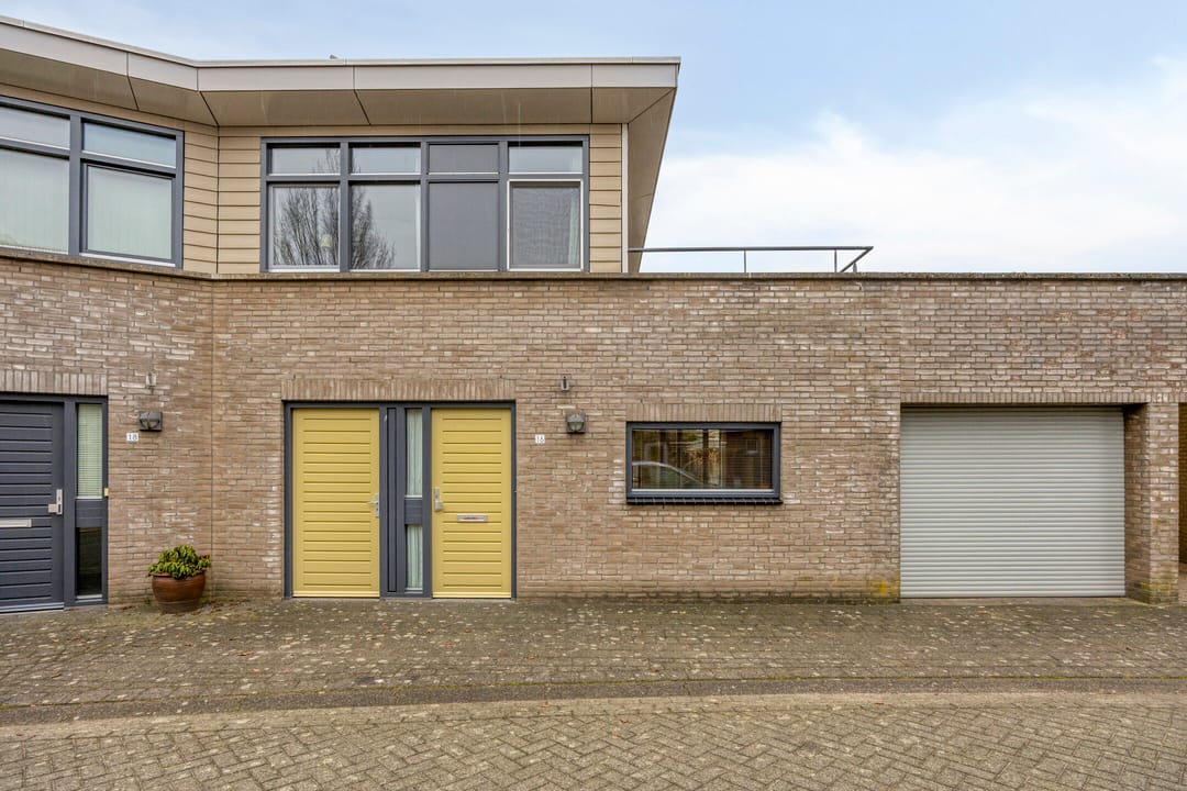 Photo 1 of Strohuls 16