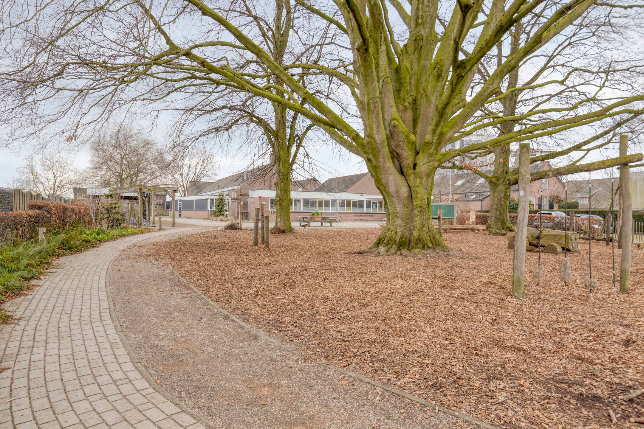 Foto 48 van Eschrand 34