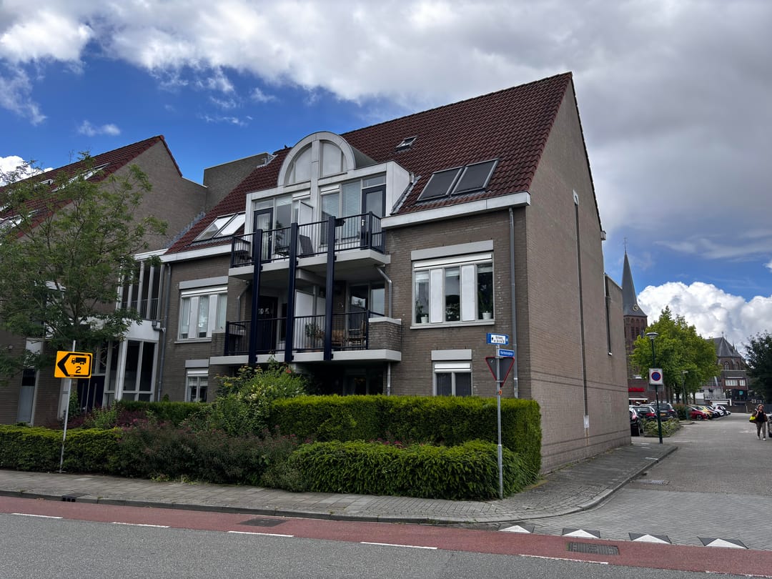 Foto 1 van Kerkweg 32