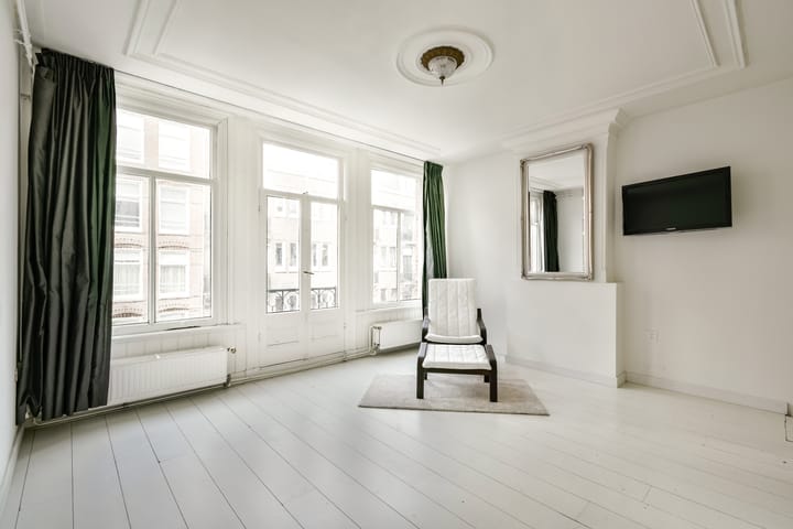 Foto 4 van Van Ostadestraat 32-2