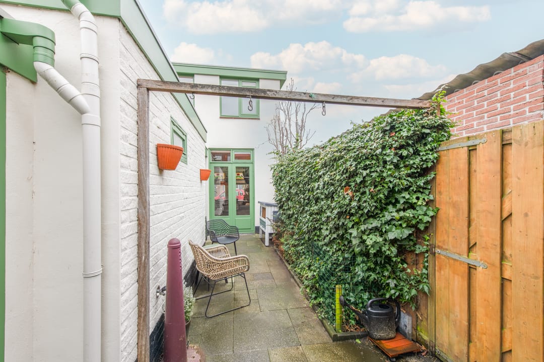 Foto 32 van 1e Landdwarsstraat 1