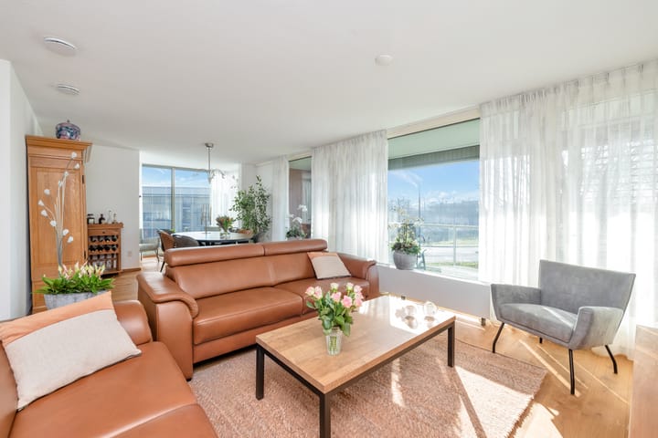 Photo 2 of Bernhardstraat 72