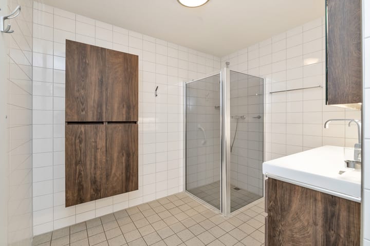 Photo 4 of Bernhardstraat 72