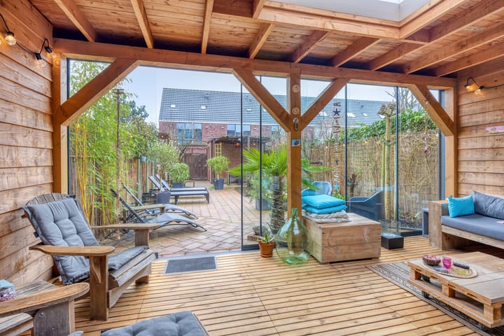 Photo 2 of Nieuwlandstraat 20