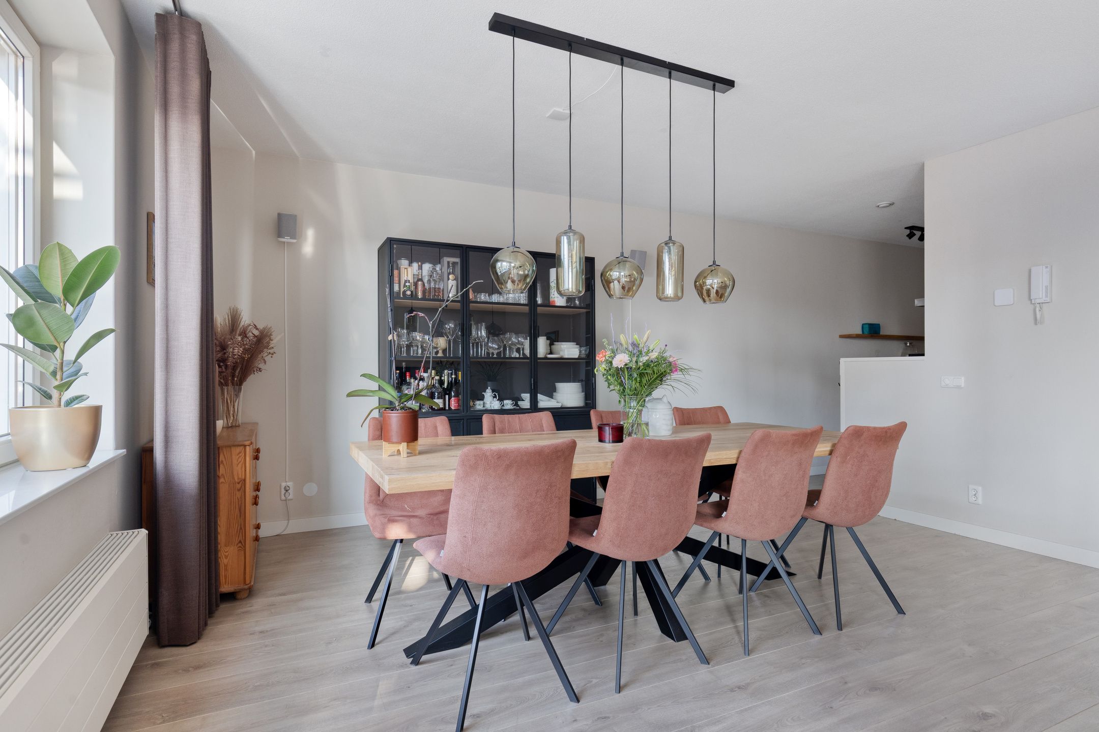 Photo 9 of Vurehout 491