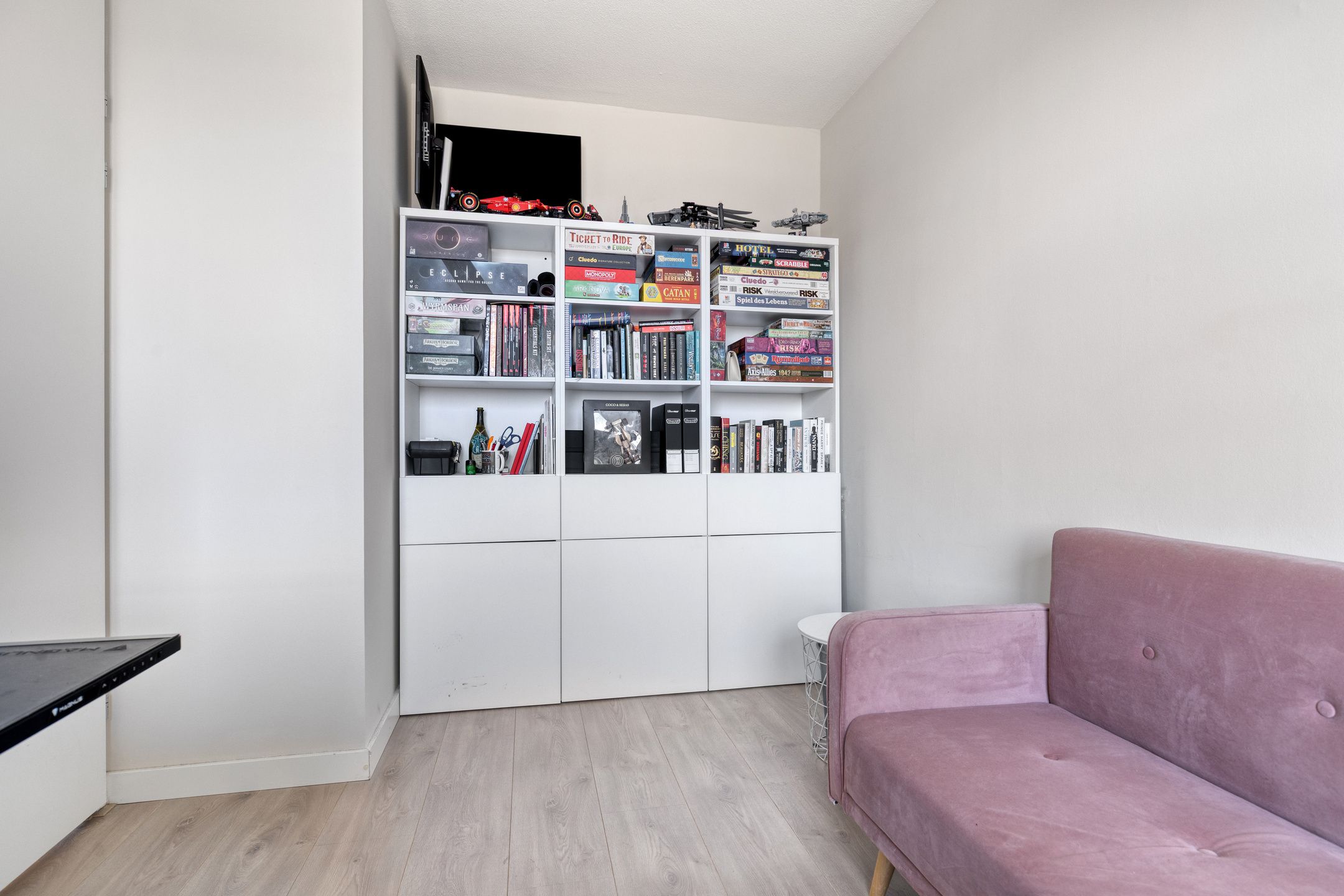 Photo 21 of Vurehout 491