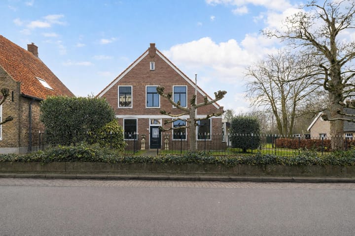 Photo 3 of Hoofdstraat 73