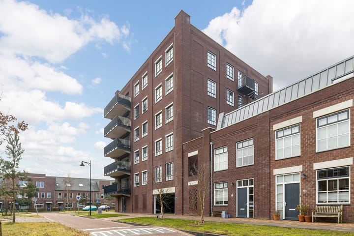 Foto 3 van Enkalaan 113