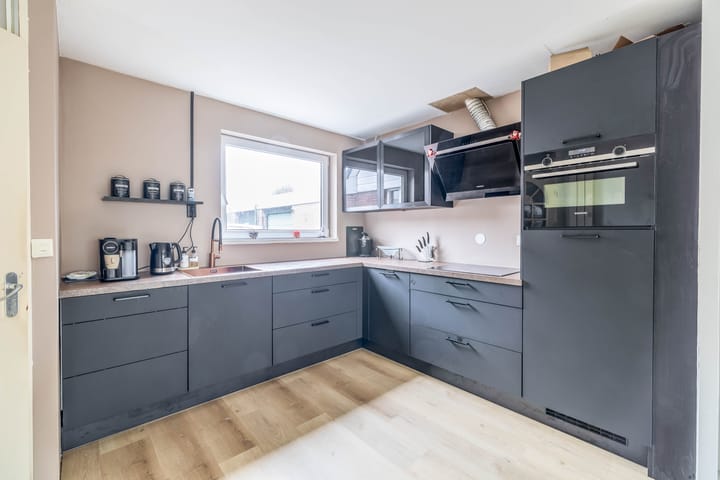 Photo 4 of Doorzwin 2220