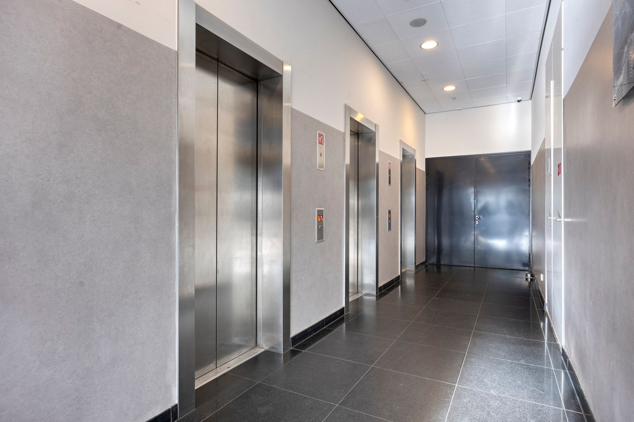 Photo 9 of Anna van Buerenplein 170