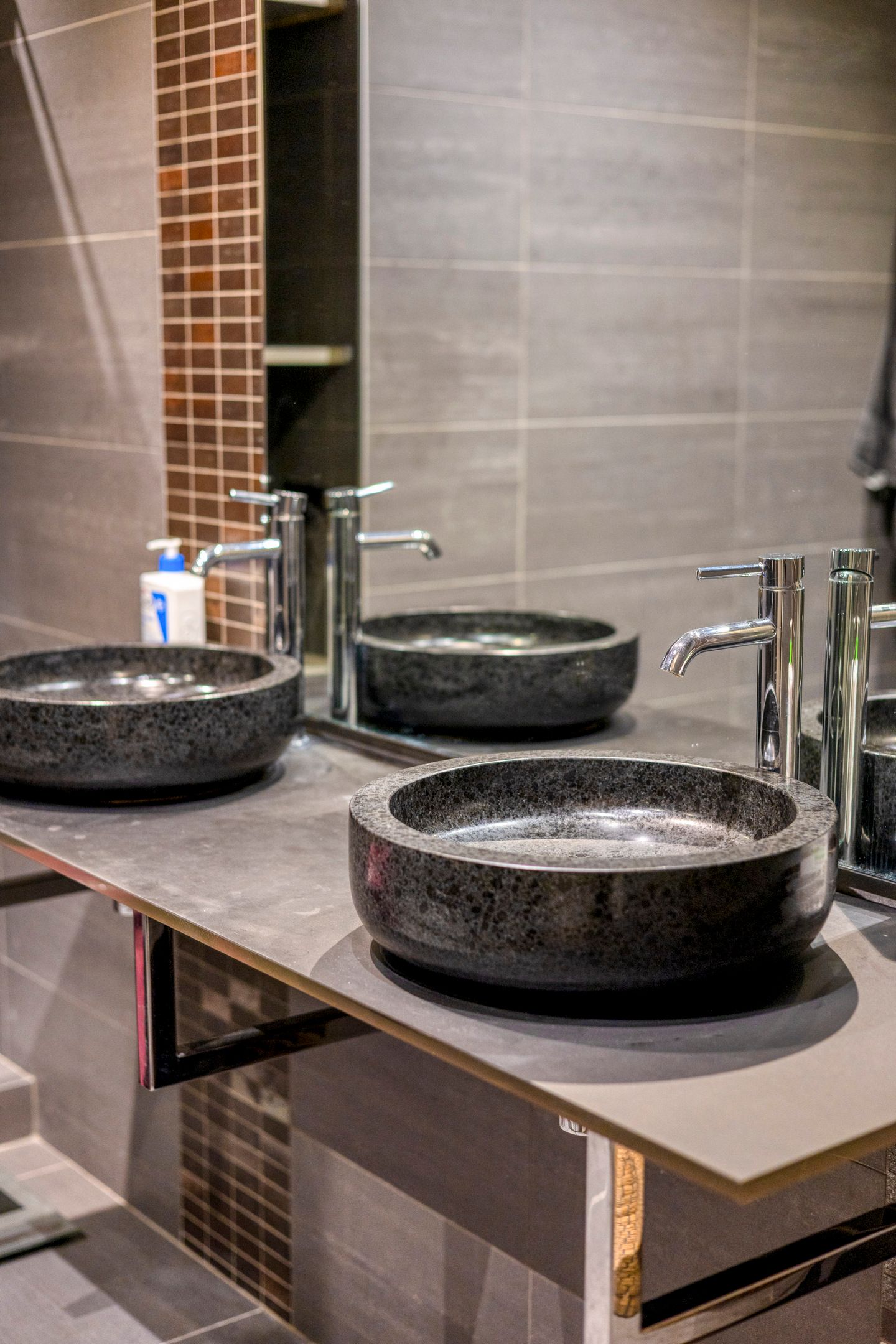 Photo 15 of Anna van Buerenplein 170