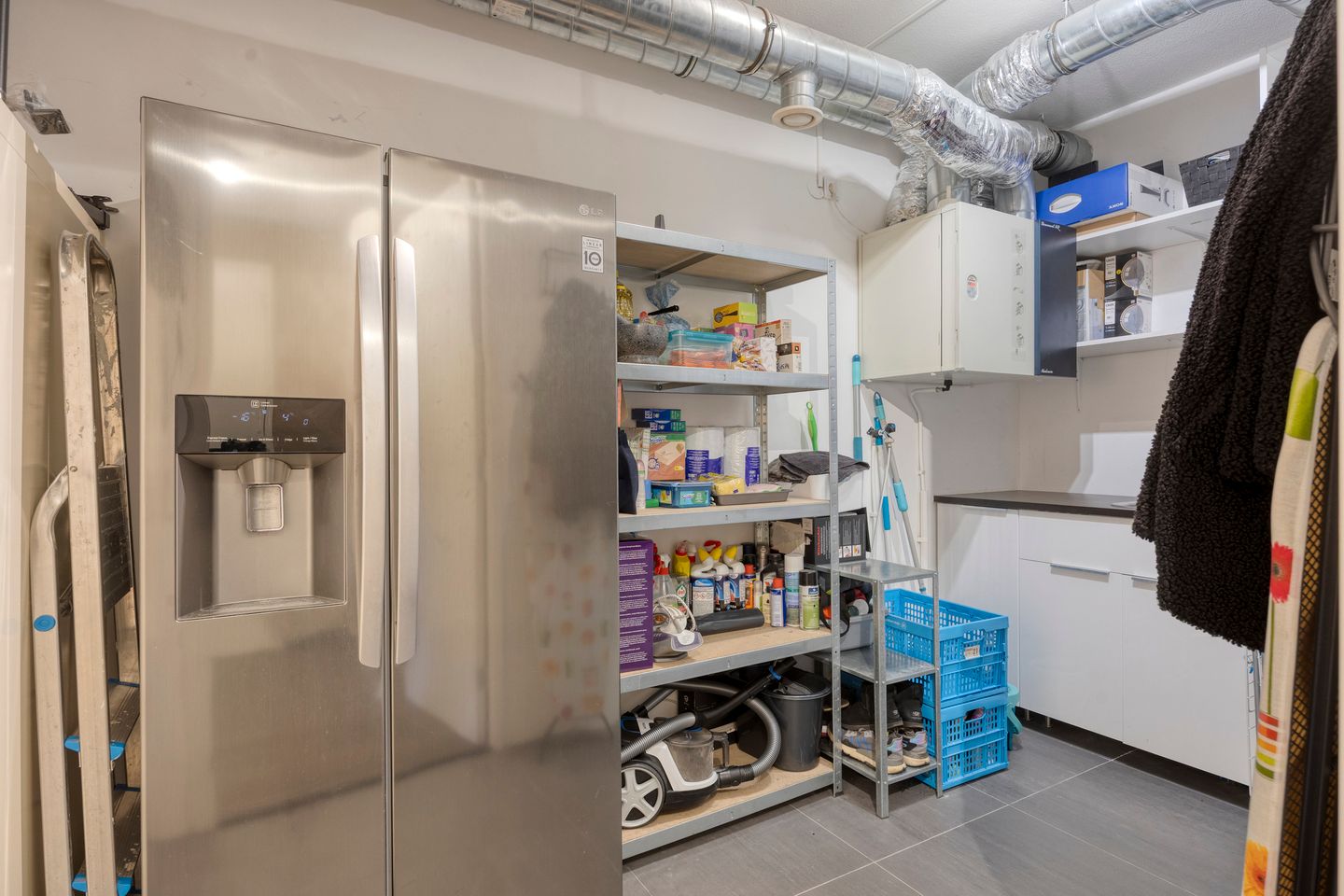 Photo 40 of Anna van Buerenplein 170