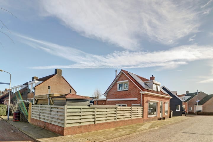 Photo 6 of Kon Wilhelminastraat 2