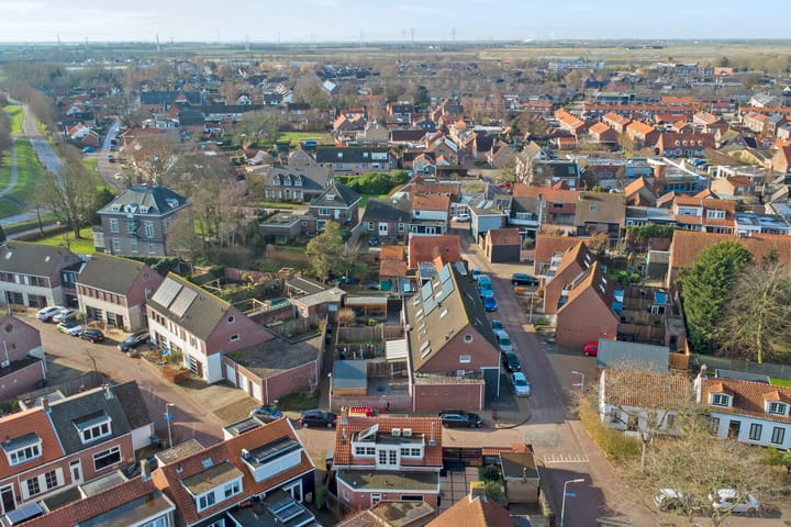 Photo 34 of Kon Wilhelminastraat 2