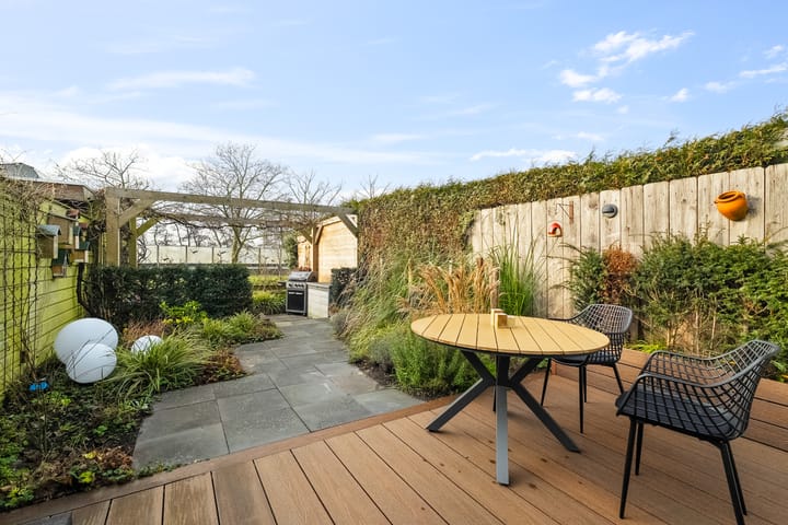 Photo 3 of Koningin Frederikastraat 2