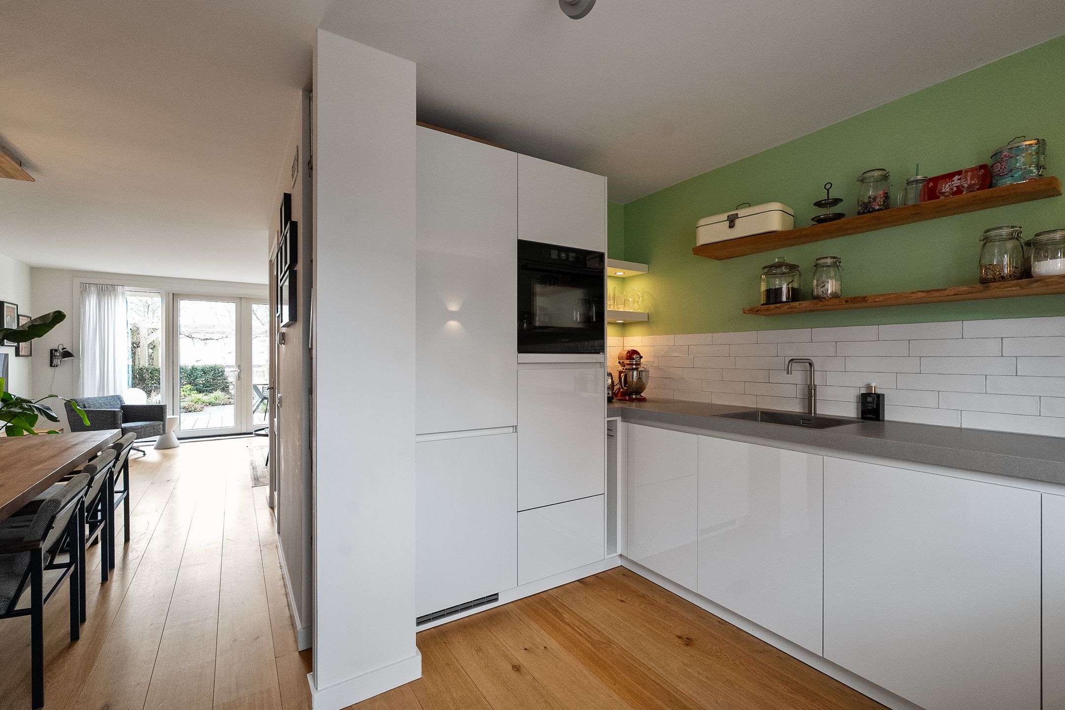 Photo 9 of Koningin Frederikastraat 2