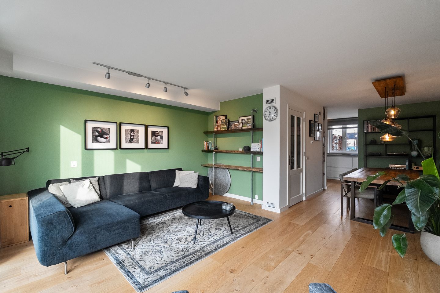 Photo 14 of Koningin Frederikastraat 2