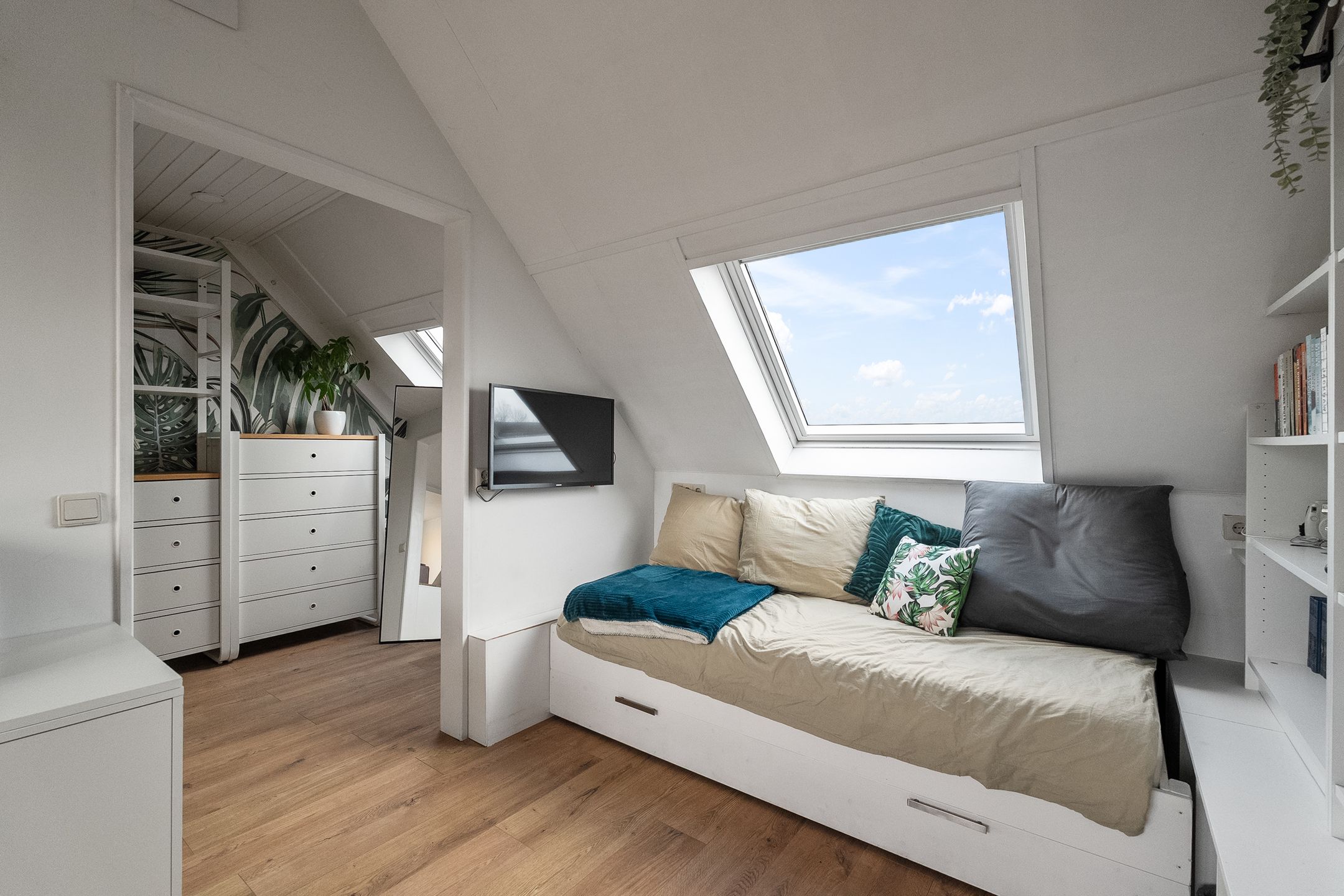 Photo 27 of Koningin Frederikastraat 2