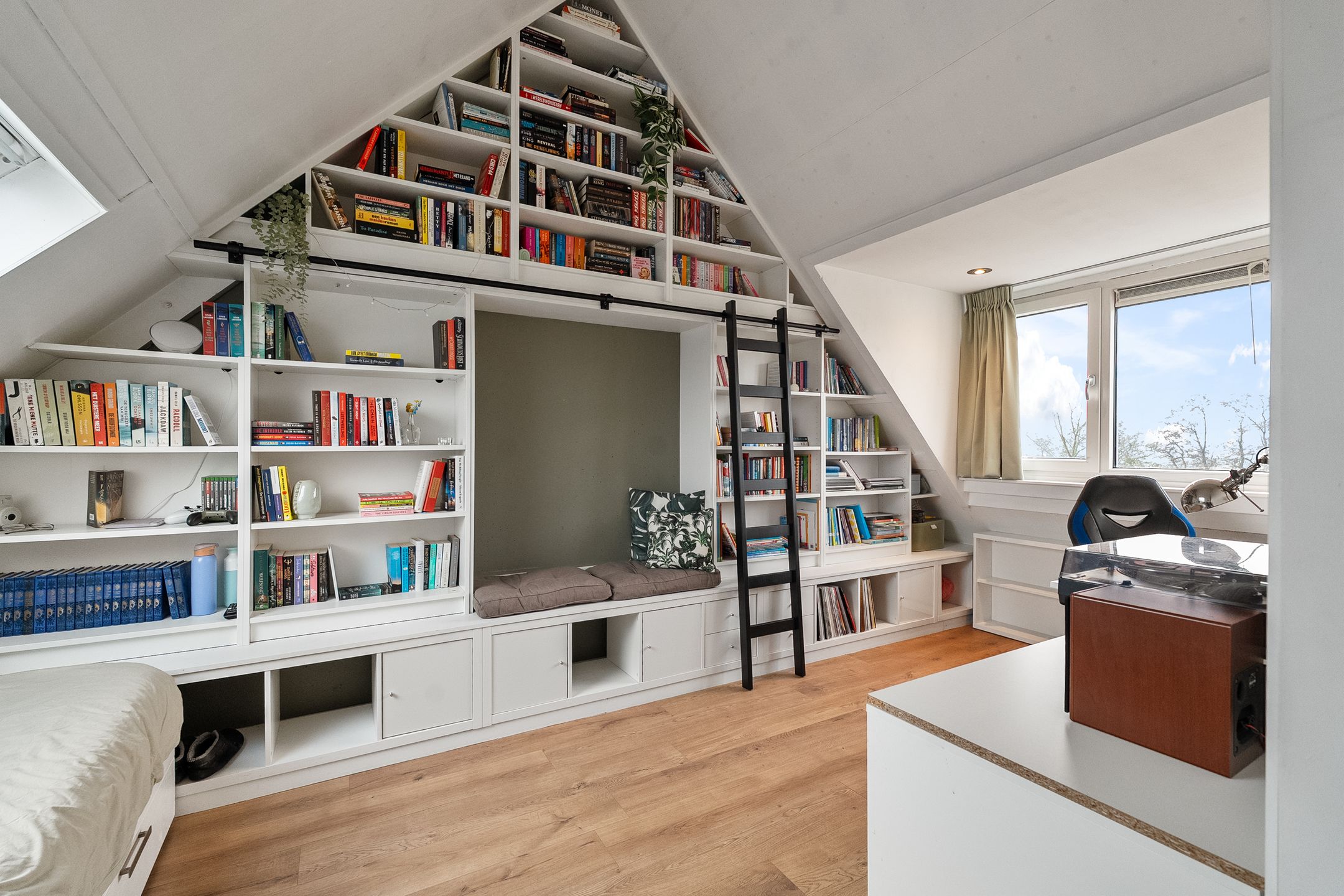 Photo 30 of Koningin Frederikastraat 2