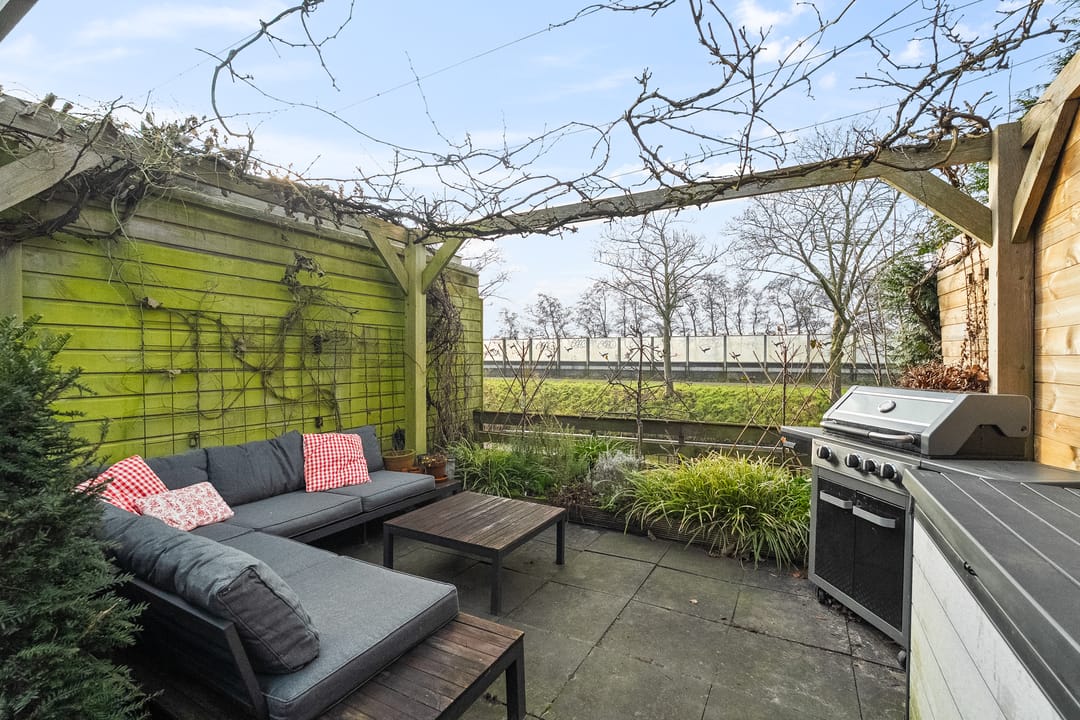 Photo 32 of Koningin Frederikastraat 2