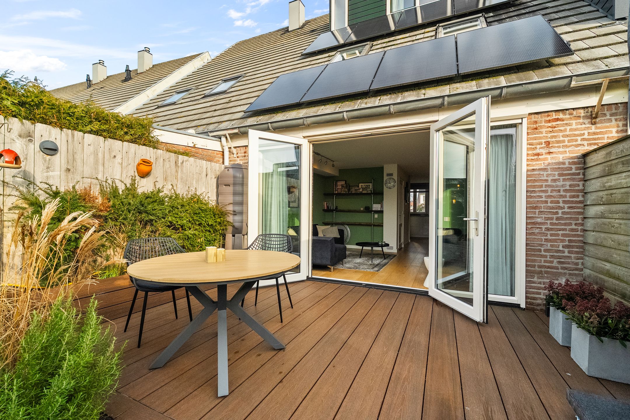 Photo 33 of Koningin Frederikastraat 2