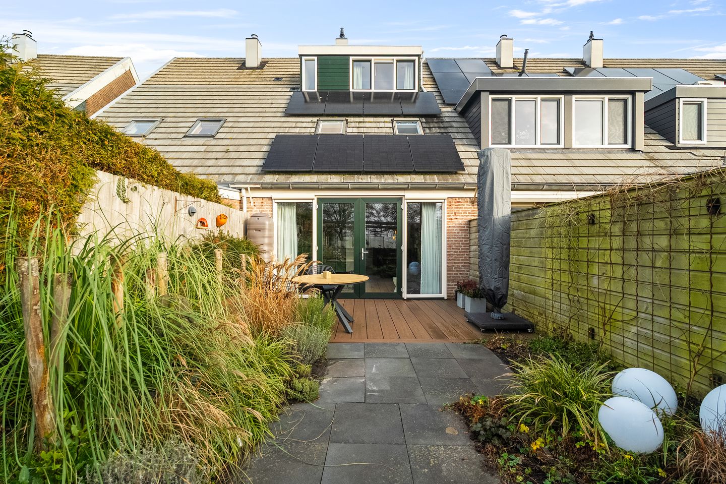 Photo 34 of Koningin Frederikastraat 2