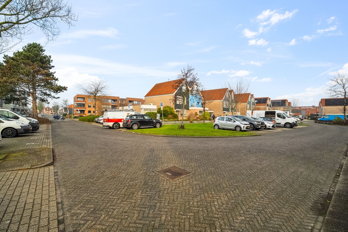 Photo 35 of Koningin Frederikastraat 2