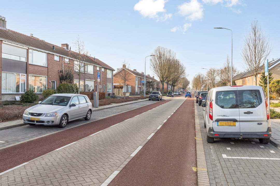 Foto 37 van Airbornelaan 45