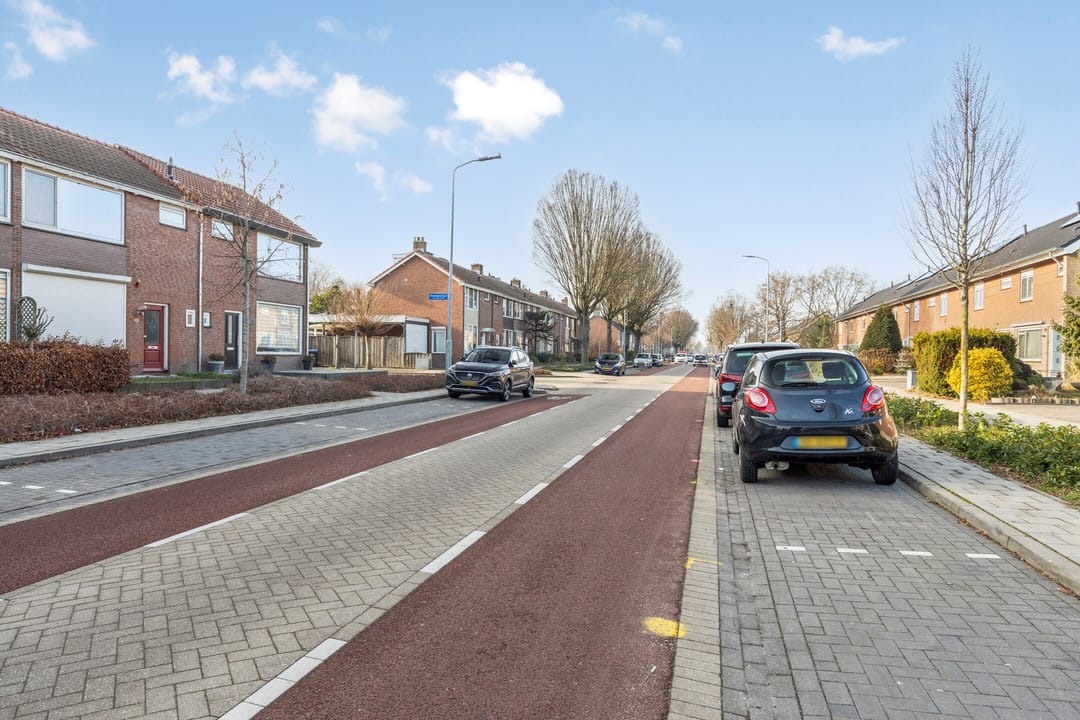 Foto 38 van Airbornelaan 45