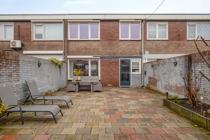 Photo 5 of Pastoor van Weesstraat 15