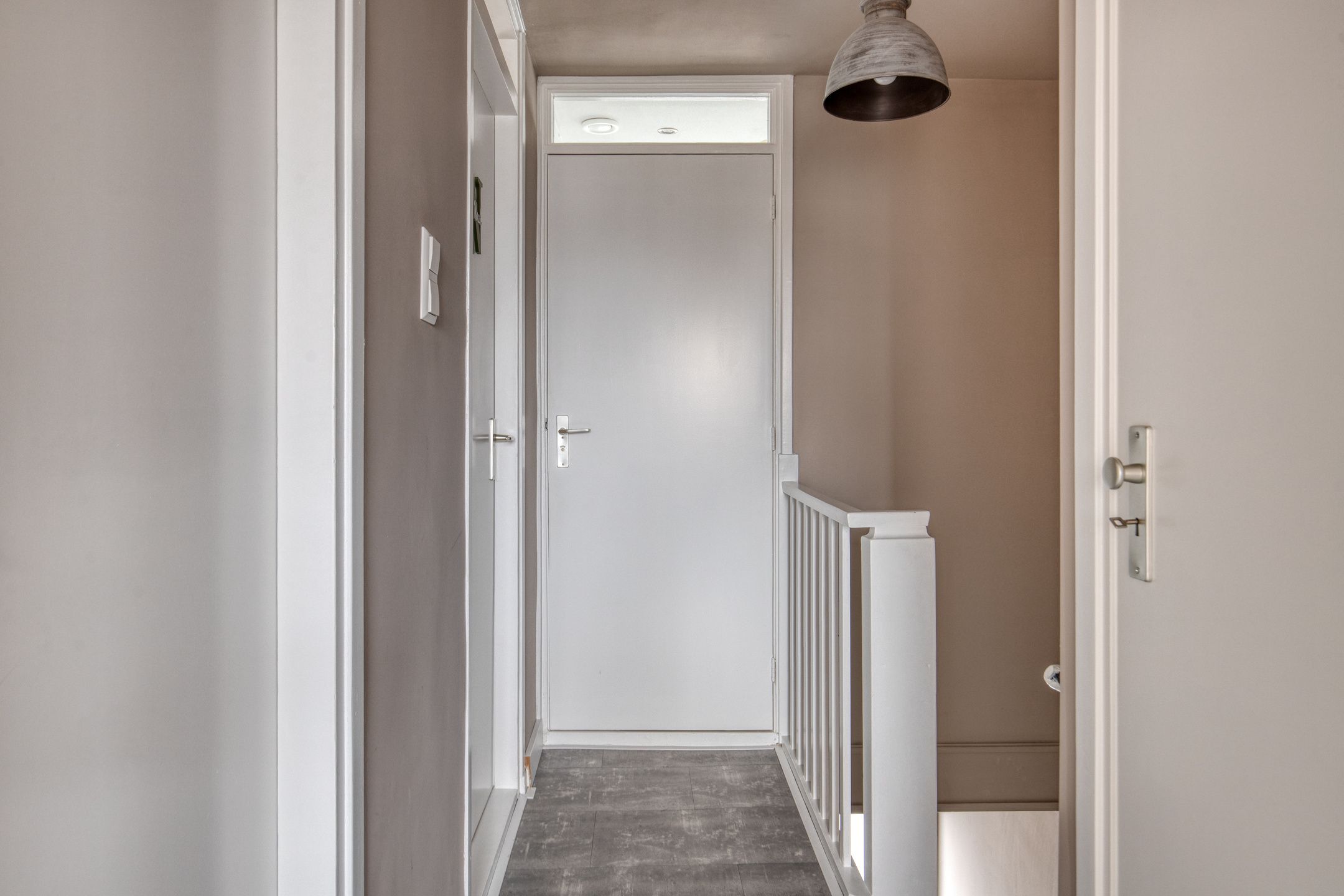 Photo 21 of Pastoor van Weesstraat 15