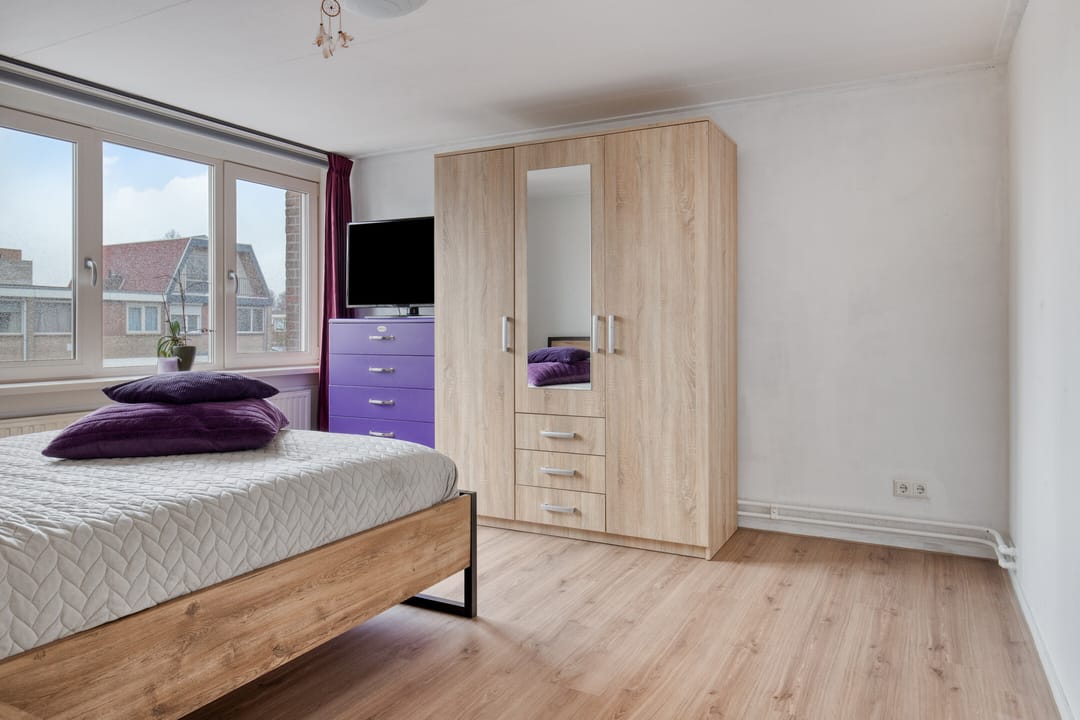 Photo 23 of Pastoor van Weesstraat 15