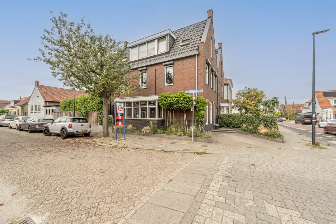 Foto 37 van Julianastraat 68