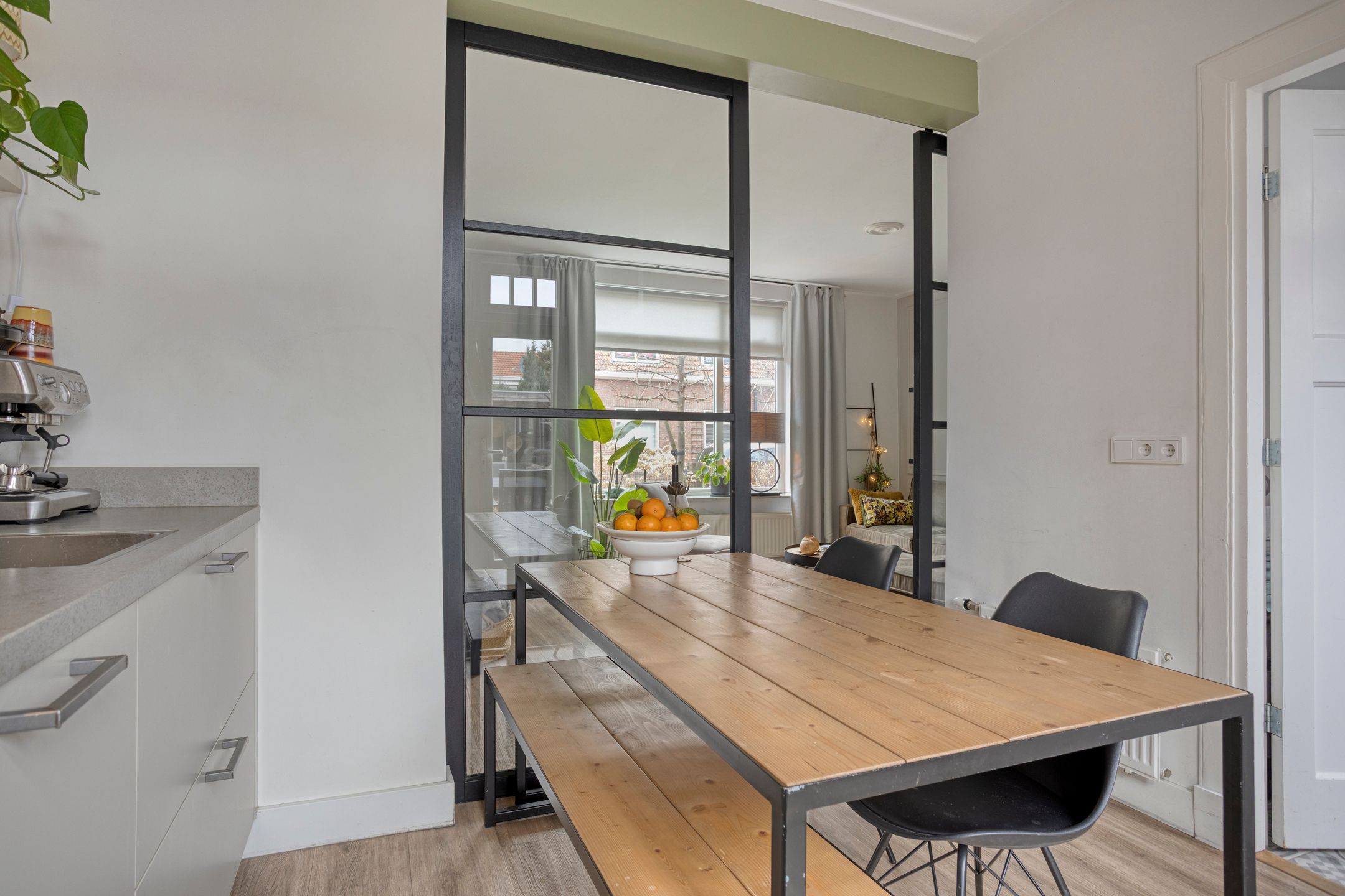 Photo 18 of Verenigingsstraat 9