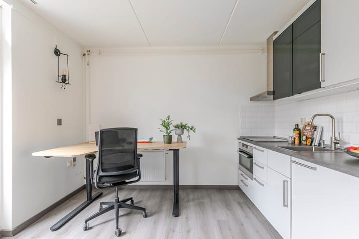 Foto 12 van Apolloburg 184