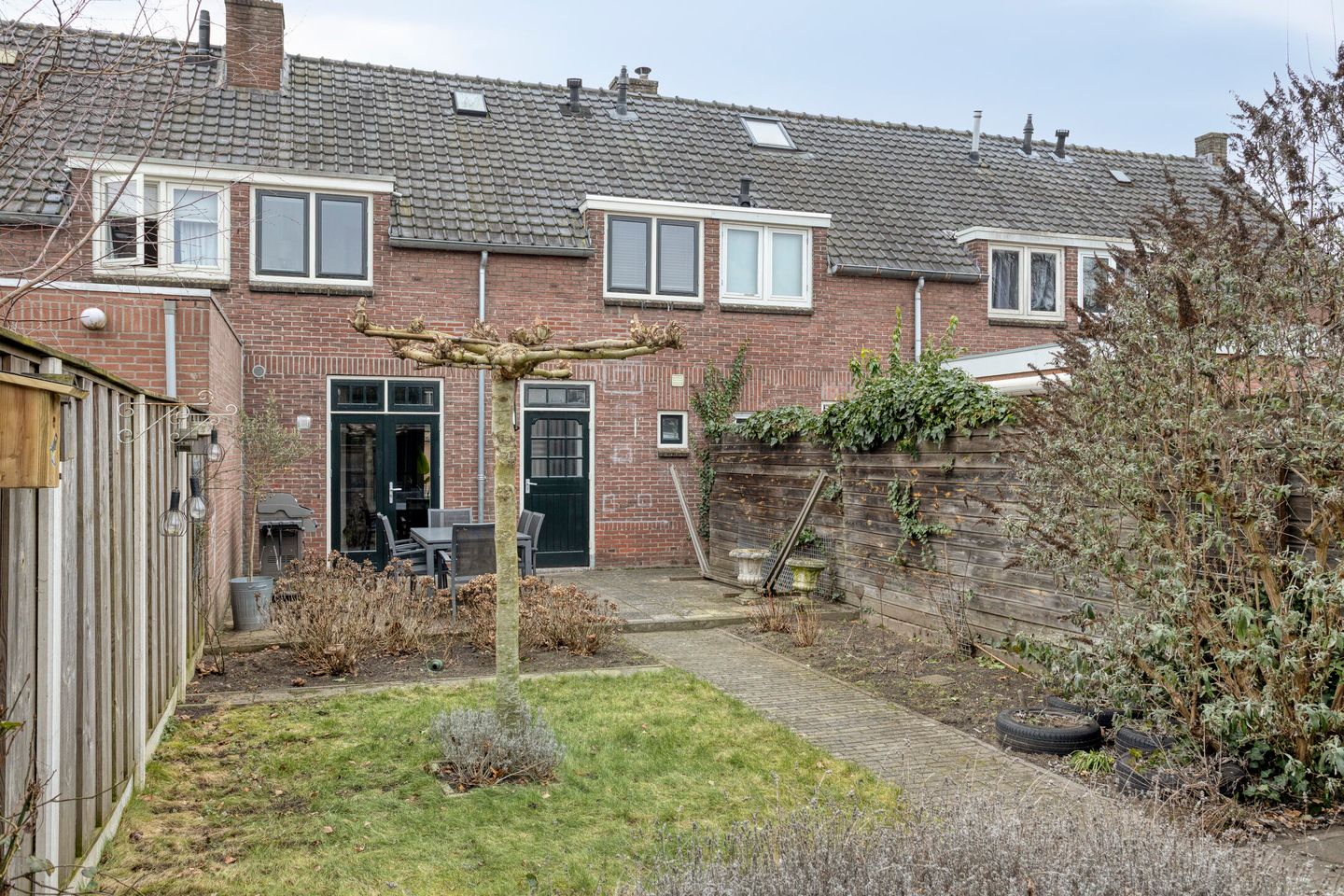 Photo 40 of Verenigingsstraat 9