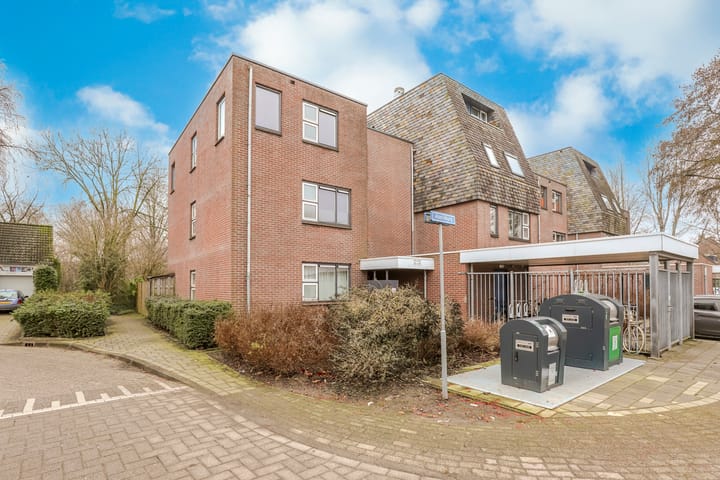 Foto 24 van Apolloburg 184