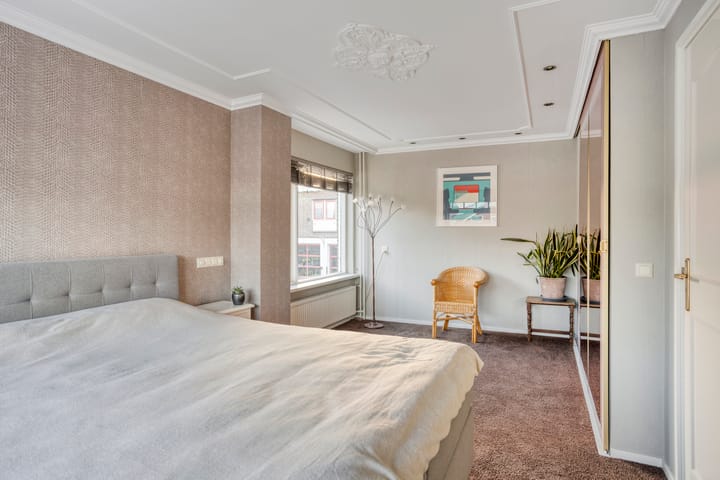 Photo 4 of Noordeinde 5