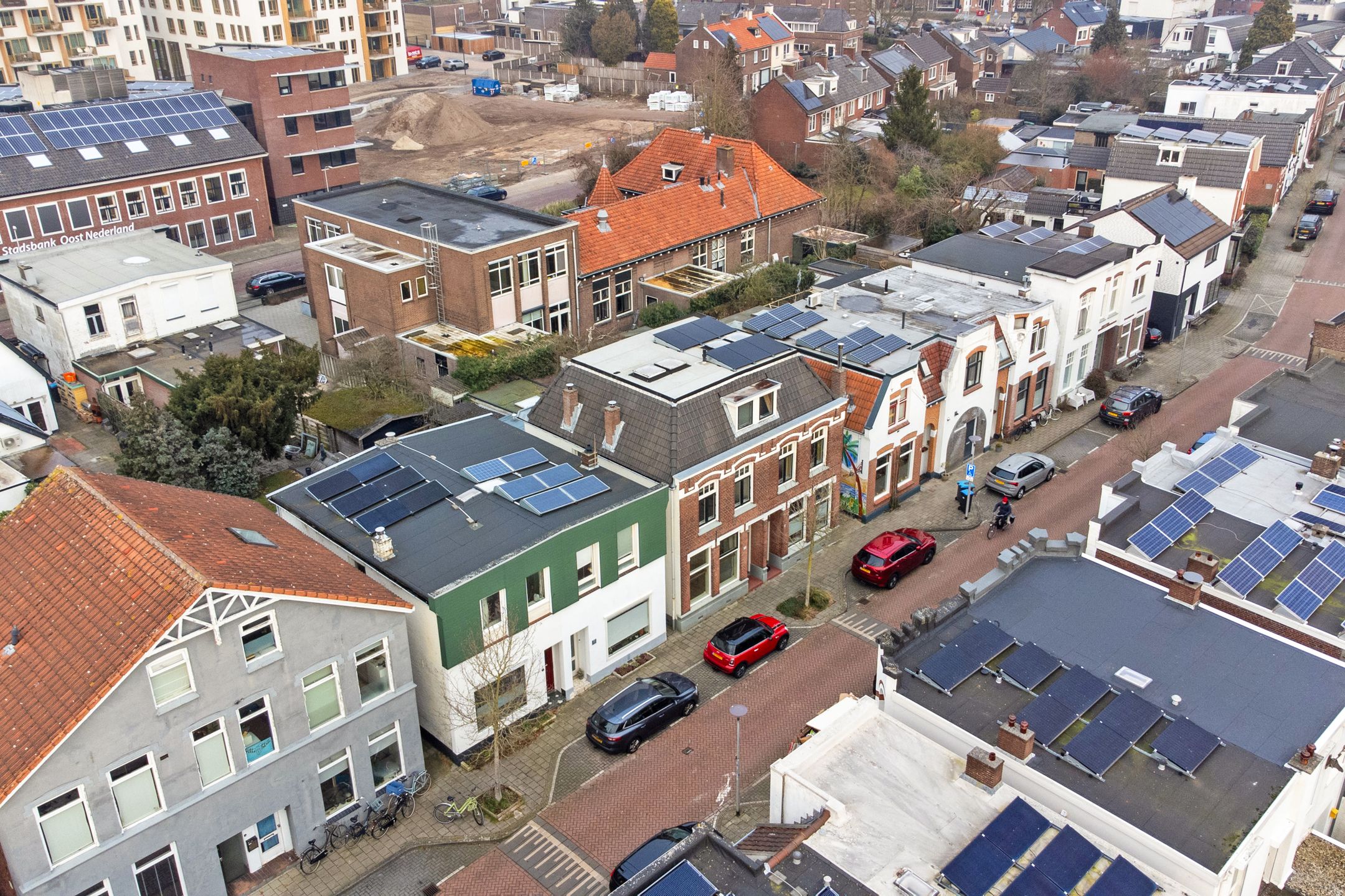 Photo 42 of Soendastraat 19