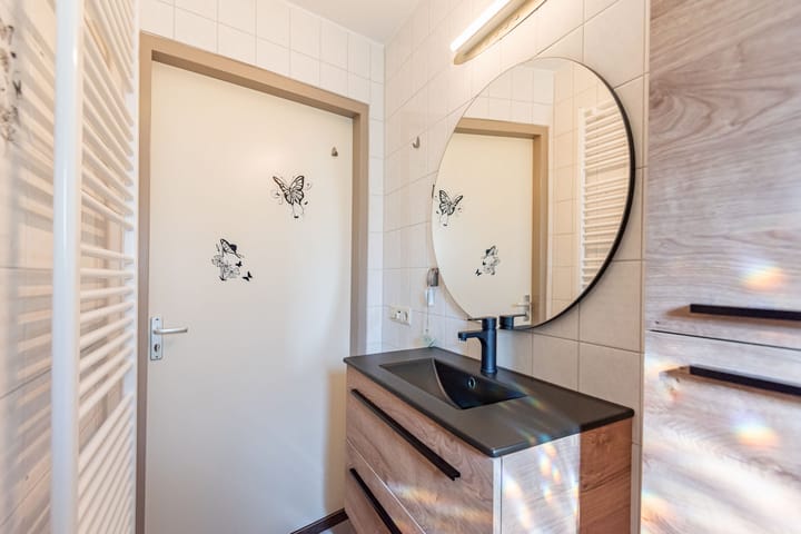 Foto 25 van Voorstsestraat 50-2