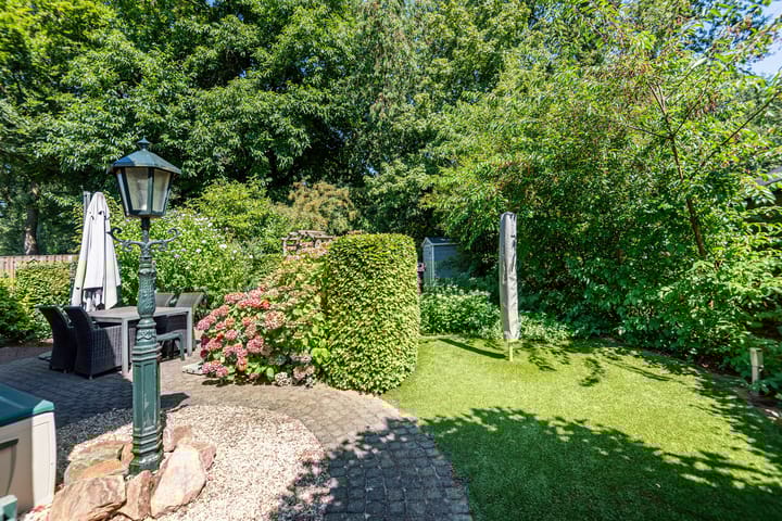 Foto 28 van Voorstsestraat 50-2