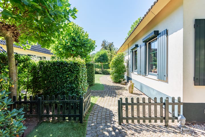 Foto 31 van Voorstsestraat 50-2