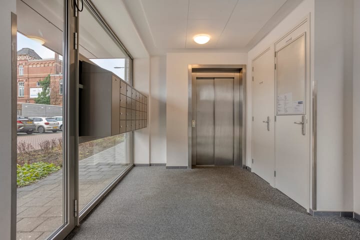 Photo 4 of Mgr. Horsthuisstraat 3-D4