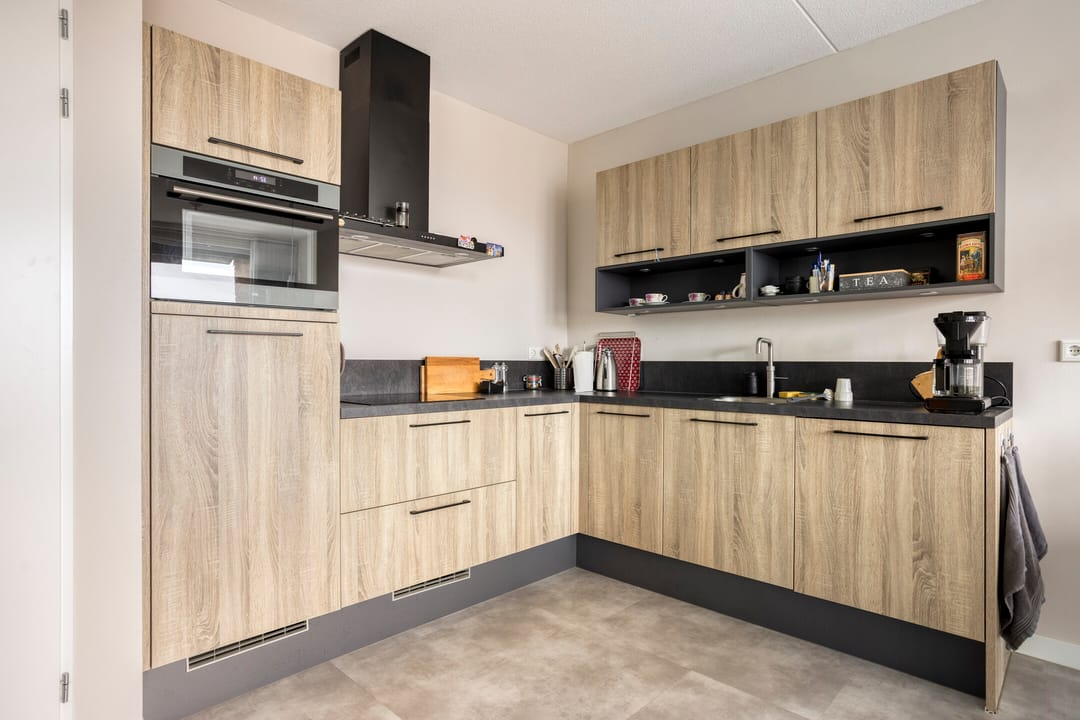 Photo 11 of Mgr. Horsthuisstraat 3-D4