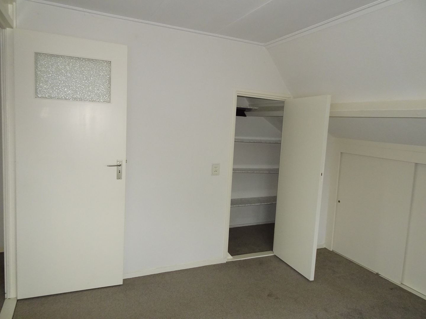 Foto 14 van Irenestraat 24