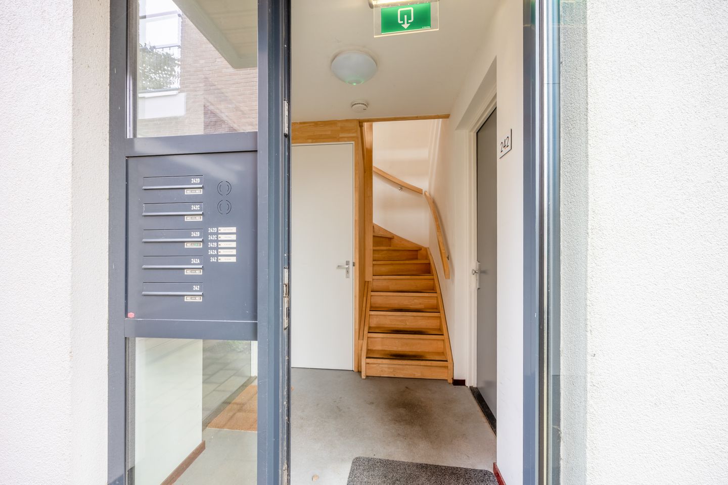 Photo 4 of Voorstadslaan 242-B