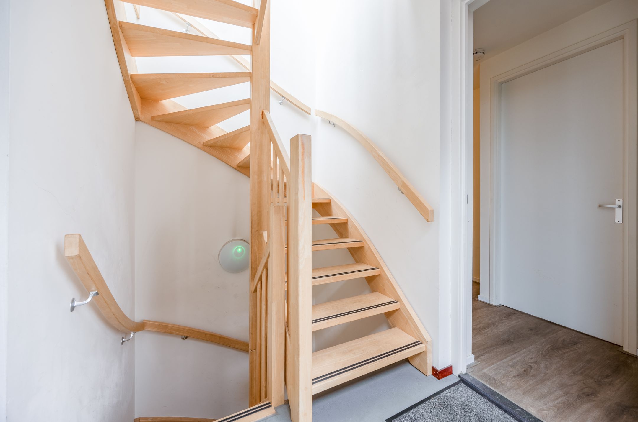Photo 6 of Voorstadslaan 242-B